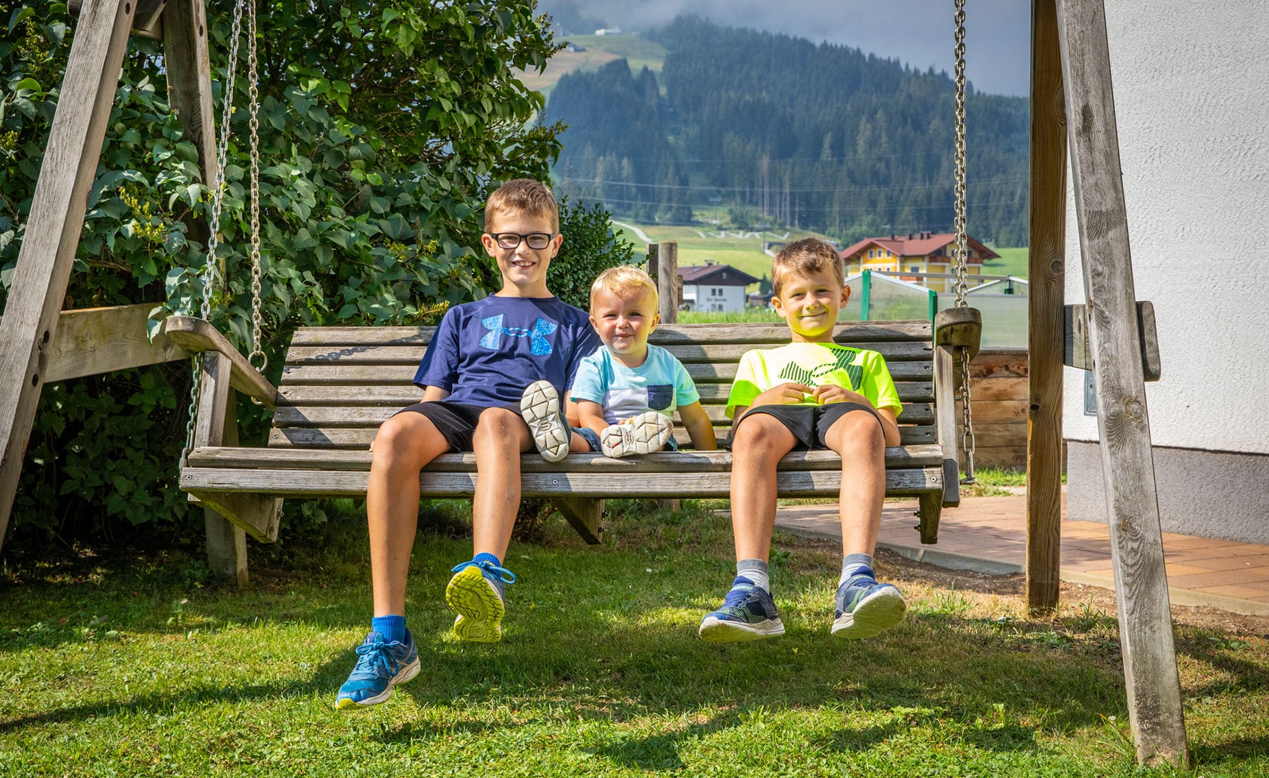 Feriengut Fingerhof, Ferienwohnungen & Zimmer in Flachau